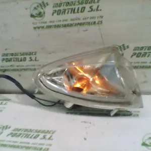 Foto de Intermitente delantero derecho Kymco Grand dink 125 referencia 166-20-36174 foto 5