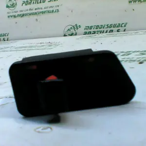 Foto de Interruptor de intermitente Honda PS 125 referencia 106-24-47780 foto 19