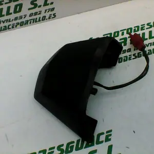 Foto de Luz de matricula Kymco Super Dink 125 referencia 100-22-36611 foto 5