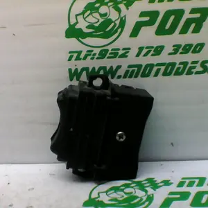 Foto de Boton de apertura de asiento Honda SH MODE referencia 413-21-32548 foto 6