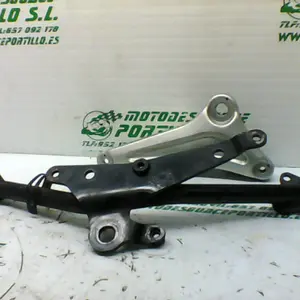 Foto de Soporte de amortiguador Gilera NEXUS 500 04 referencia 15-21-28961 foto 9