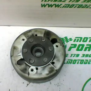 Foto de Plato magnetico Vespa Lx50 4T referencia 63-20-31116 foto 3