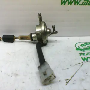 Foto de Grifo gasolina Peugeot Ludix 50 referencia 35-24-47142 foto 5