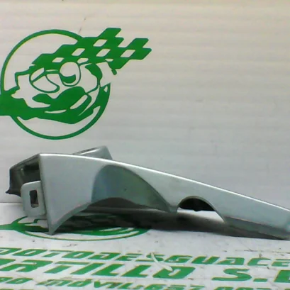 Foto de Embellecedor de cabezón izquierdo Aprilia Area 51 referencia 54-20-35893