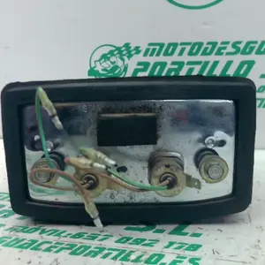 Foto de Piloto trasero Honda CB 750 referencia 346-23-47424 foto 4