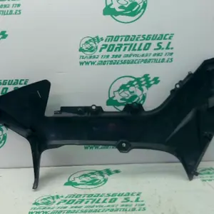 Foto de Carcasa lateral derecha Honda CB 500XA referencia 415-23-47940 foto 3