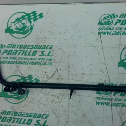 Foto de Soporte suelo derecho Honda FORZA 125 referencia 396-25-49035