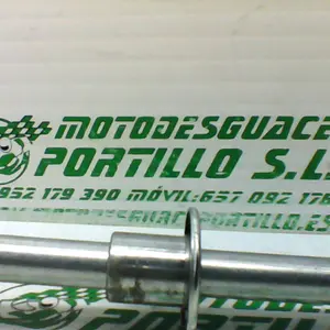 Foto de Eje de rueda delantera Suzuki Marauder 250 referencia 193-21-33293 foto 5