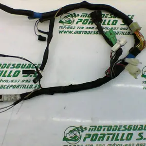 Foto de Instalación electrica Suzuki Marauder 125 referencia 46-19-17636 foto 5