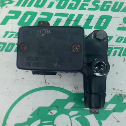 Foto de Bomba de freno delantero Suzuki RV 125 referencia 146-23-44909