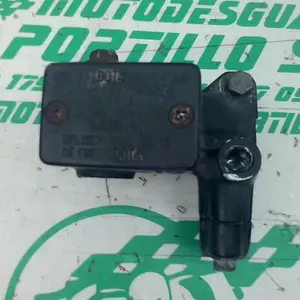 Foto de Bomba de freno delantero Suzuki RV 125 referencia 146-23-44909