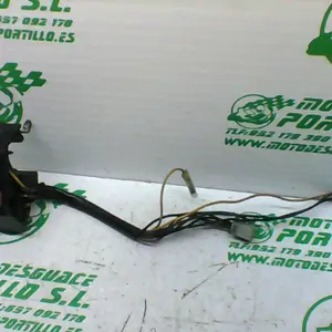 Foto de Piña izquierda Yamaha Cygnus flame 125 referencia 78-21-32411 foto 1