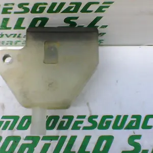 Foto de Depósito del líquido de frenos Suzuki GS-500-F referencia 166-19-21522 foto 4