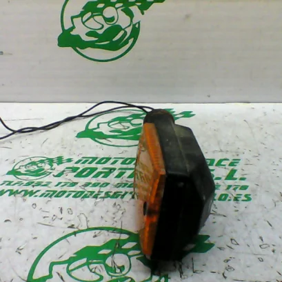 Foto de Intermitente delantero izquierdo Yamaha DT-80 1989 referencia 65-23-42372