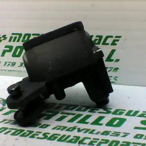 Foto de Bomba de freno delantero Yamaha XMAX 250 referencia 213-19-22439 foto 11
