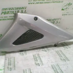 Foto de Carcasa bajo asiento derecho Honda CBF 250 referencia 180-20-33902 foto 4
