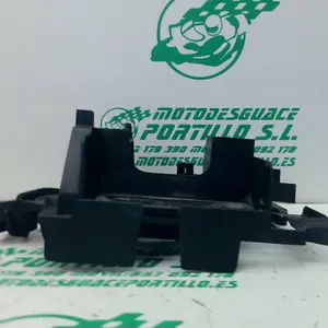 Foto de Caja batería Yamaha Xenter 125 referencia 446-22-40761 foto 3
