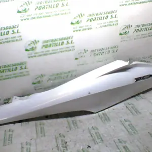 Foto de Carcasa lateral trasera izquierda Honda Pcx 125 referencia 407-22-40812 foto 7