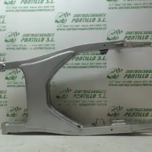 Foto de Basculante Hyosung Aquila 650 07-08 referencia 64-17-6140