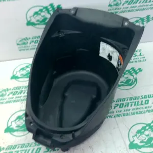 Foto de Porta-casco Honda SH 125I 13-16 referencia 65-24-47328 foto 11