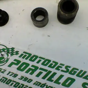Foto de Eje de rueda trasera Honda CB 450 DX referencia 277-18-18574 foto 1