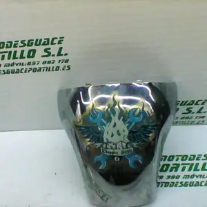 Foto de Embellecedor de cuadro de luces Hyosung aquila 650 i referencia 27-19-19361 foto 1