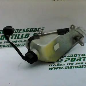 Foto de Intermitente delantero izquierdo Kymco Agility city 125 referencia 17-19-39626 foto 7