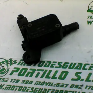Foto de Bomba de freno delantero Piaggio X8 200 referencia 264-18-18428 foto 6