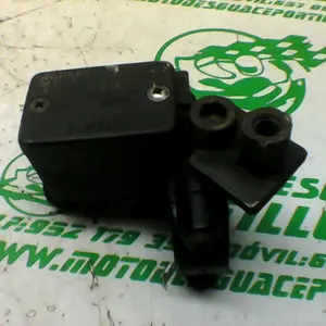 Foto de Bomba de freno delantero Yamaha Cygnus flame 125 referencia 78-21-32416 foto 5