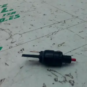 Foto de Sensor de freno delantero Piaggio BEVERLY 300 I referencia 452-23-46615 foto 2