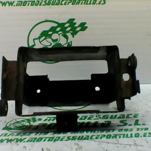 Foto de Caja batería Suzuki GS 500 E referencia 290-20-36897