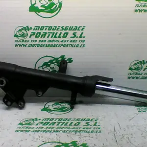 Foto de Barra horquilla derecha Kymco super dink 300 i referencia 113-23-43355 foto 3
