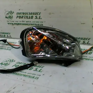 Foto de Intermitente trasero izquierdo Honda Pcx 125 referencia 181-23-46256 foto 3