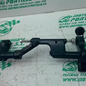 Foto de Soporte de motor Kymco PEOPLE S 125 referencia 369-23-46730 foto 5