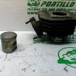 Foto de Cilindro y pistón Peugeot Vivacity 50 referencia 119-17-49129 foto 15