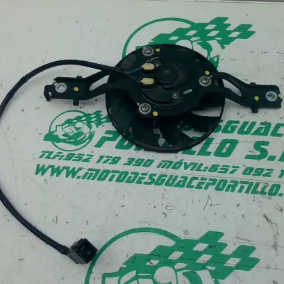 Foto de Ventilador del radiador Suzuki BURGMAN 200 I referencia 423-22-44579