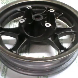 Foto de Llanta delantera Honda PS 125 referencia 106-24-47675 foto 11