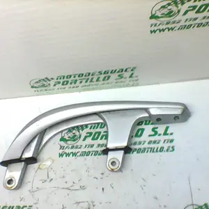 Foto de Asidero izquierdo Yamaha XMAX 250 referencia 213-19-37421 foto 8