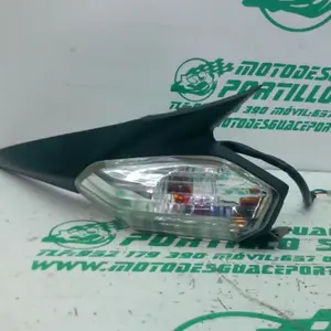 Foto de Intermitente trasero izquierdo Kymco MILER 125I referencia 151-24-48108 foto 3