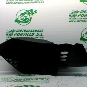 Foto de Carcasa delantera izquierda BMW K1200R referencia 133-20-38592 foto 3