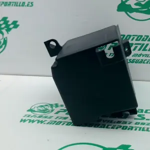 Foto de Caja batería Yamaha XMAX 250 referencia 307-22-37442 foto 10