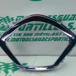 Foto de Embellecedor cuentakilómetros Piaggio liberty 125 i 2023 referencia 60-26-49243 foto 2