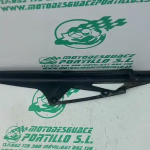 Foto de Cubre cadena Yamaha XT-125-X referencia 144-23-43764 foto 1
