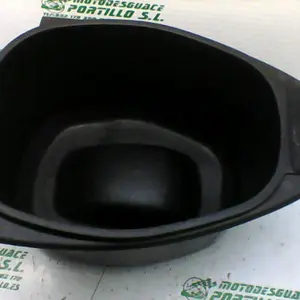 Foto de Porta-casco Vespa LX 50 2T referencia 199-22-41945 foto 6