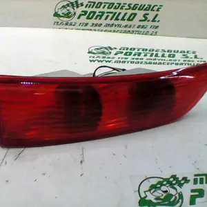 Foto de Intermitente trasero derecho Piaggio X8 125 referencia 350-19-25875 foto 14