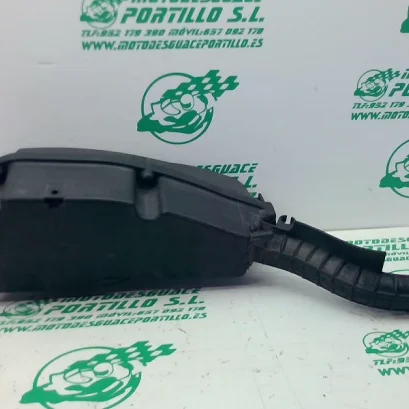Foto de Caja de filtro Yamaha Xenter 125 referencia 446-22-40781