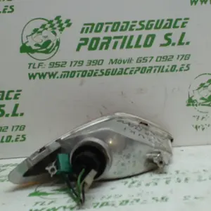 Foto de Intermitente delantero derecho Suzuki Burgman 125 referencia 99-23-43574 foto 2
