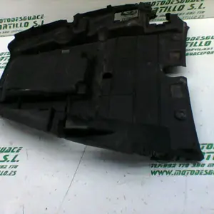 Foto de Carcasa bajo asiento Honda Silver wing 600 referencia 122-19-20233 foto 2