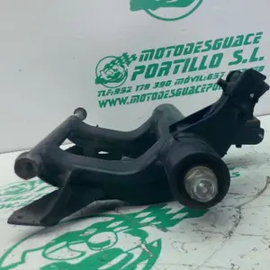 Foto de Soporte de motor Honda PCX 2017 referencia 231-24-48588 foto 2