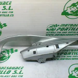 Foto de Asidero izquierdo BMW F-650-GS referencia 27-21-28226 foto 1